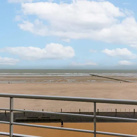 Huswell - Sea View With Parking オステンド